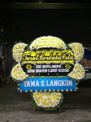 Papan Bunga Duka di Kalicari